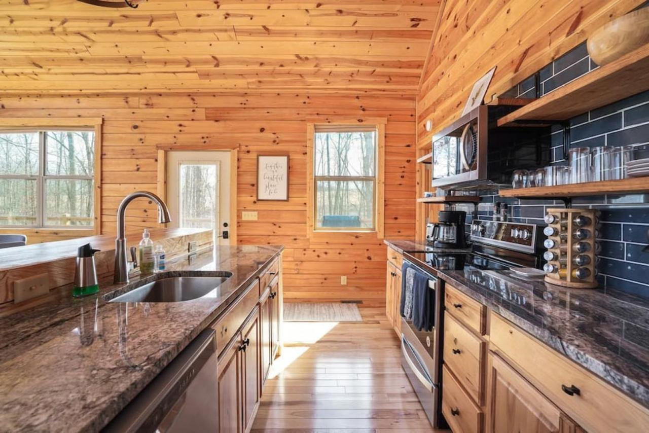 Fern Haven A Modern Take On Hocking Hills Cabins Stella Exterior foto